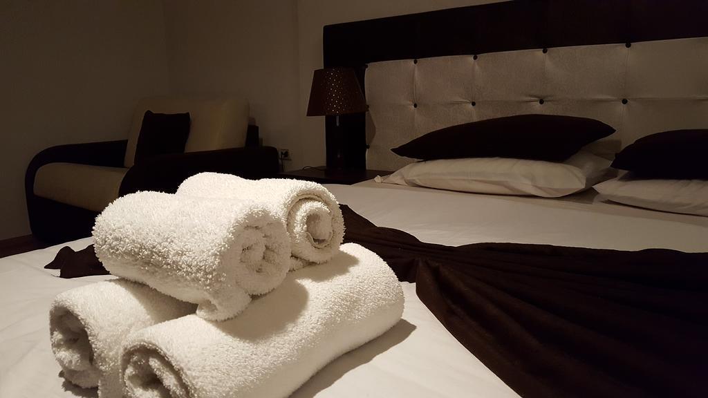 Hotel Livia Tiran Dış mekan fotoğraf