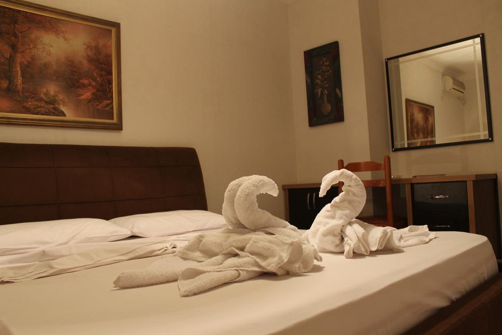 Hotel Livia Tiran Dış mekan fotoğraf