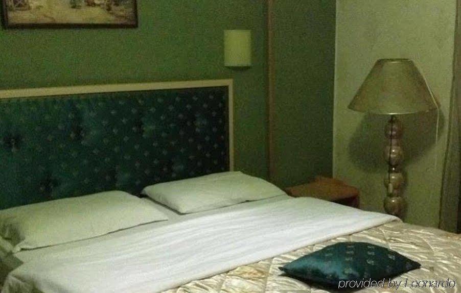 Hotel Livia Tiran Dış mekan fotoğraf